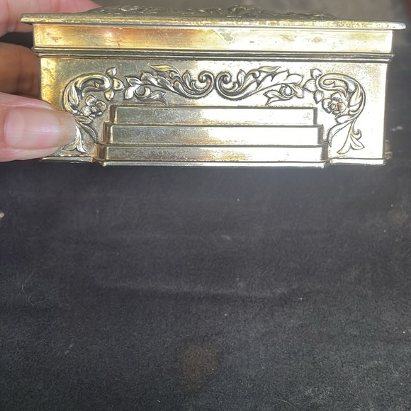 Vintage Silver Decorative Box - Picture 3 of 8